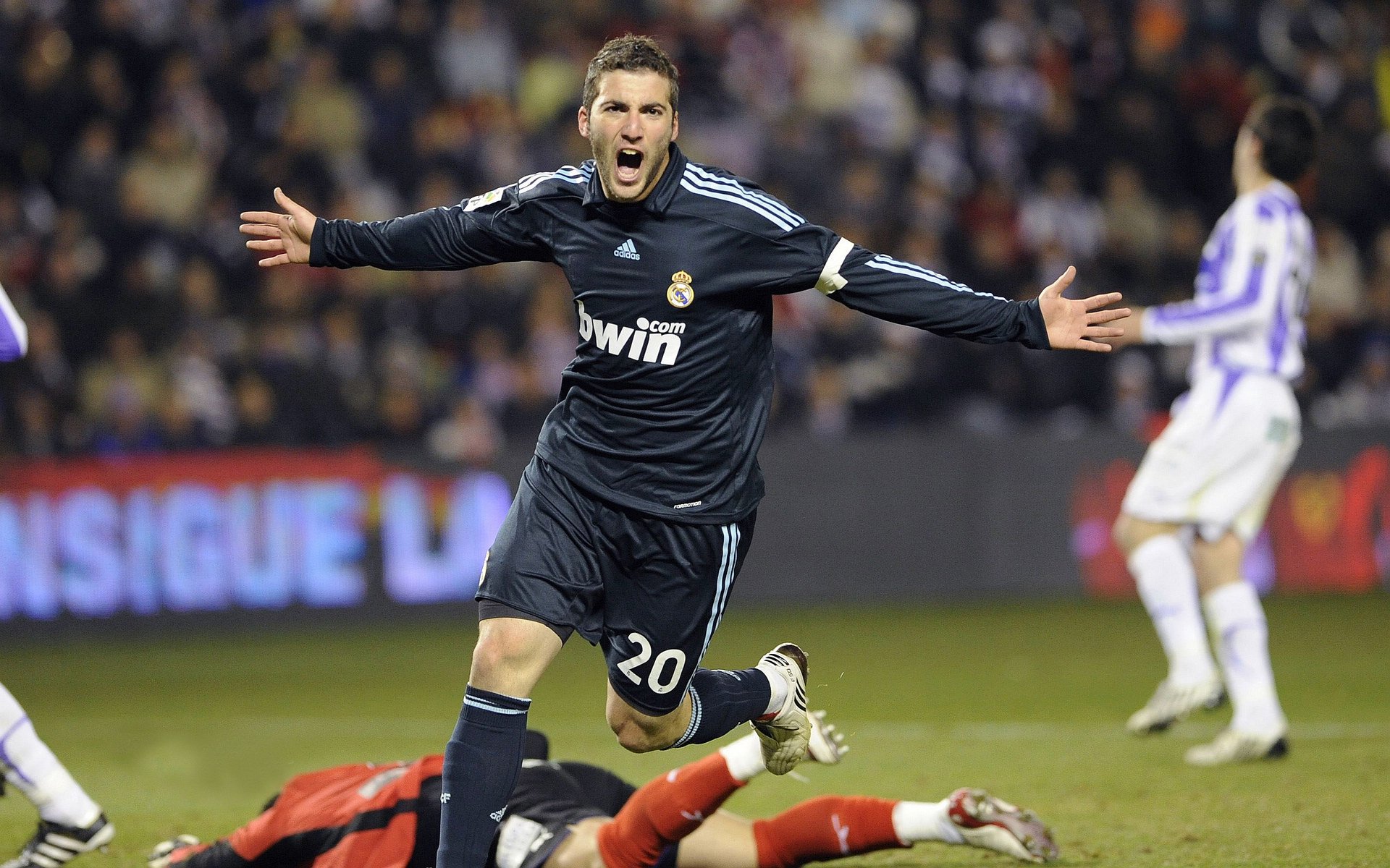 弗拉霍维奇西决接管比赛,毕尔巴鄂提前终结卡塔尔悬念